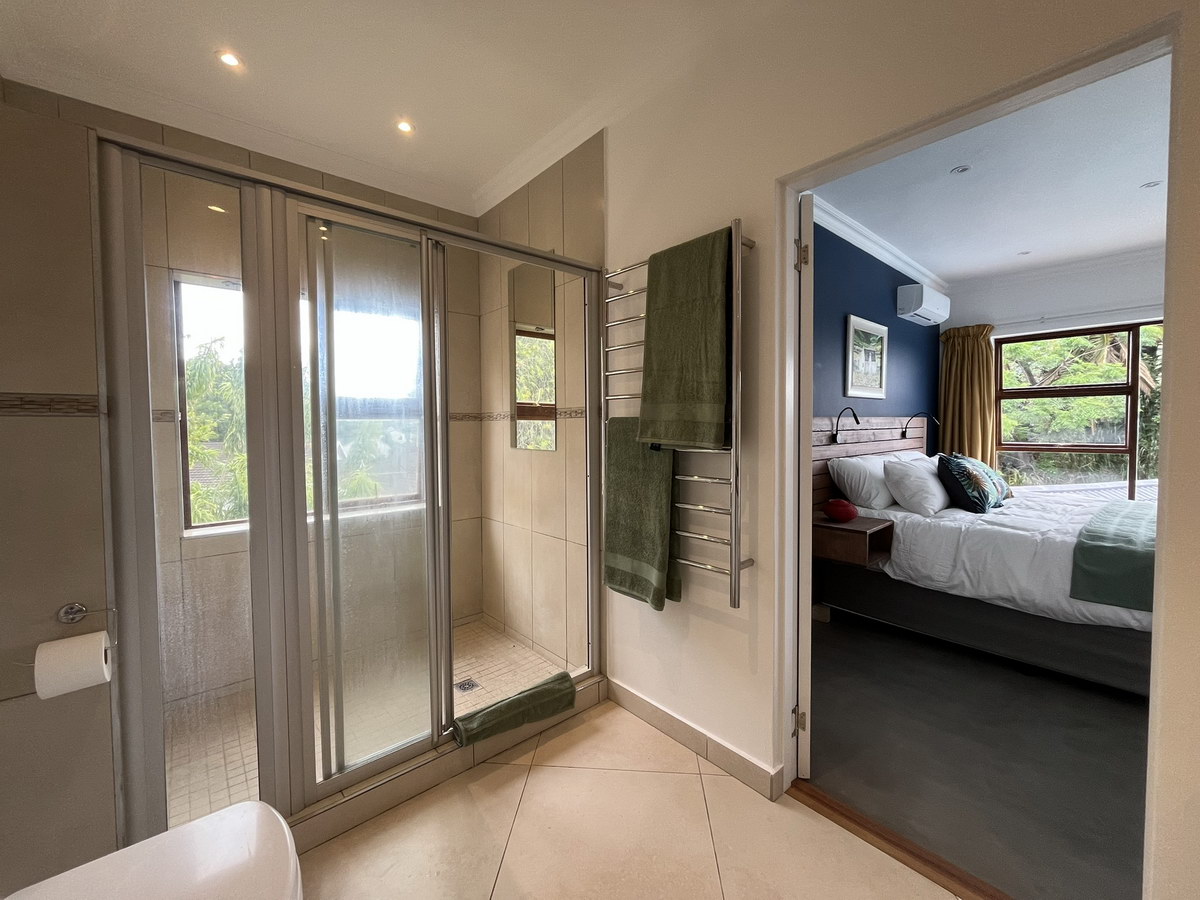 Schlafzimmer/Bad Schlafzimmer/Bad