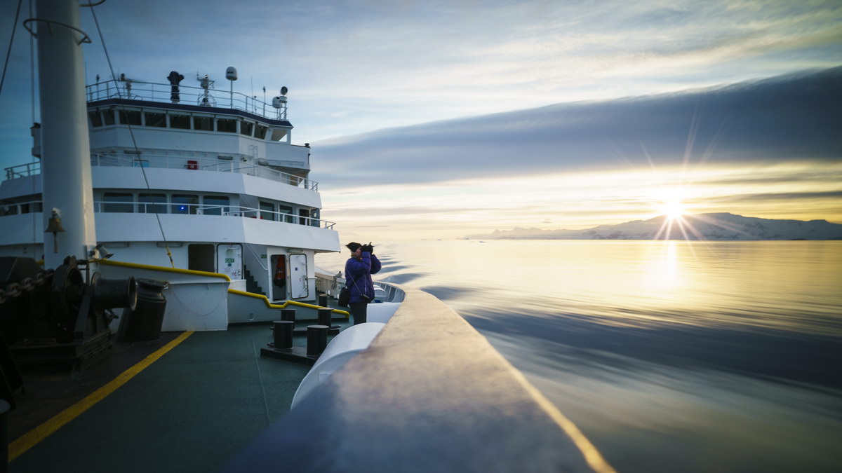 M/V Plancius, © Dietmar Denger M/V Plancius