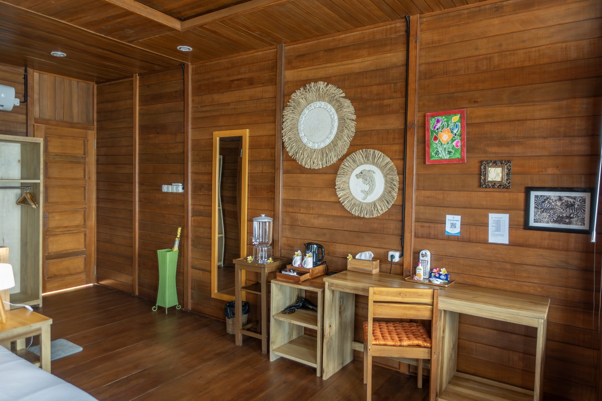 Superior Beachfront Bungalow Superior Beachfront Bungalow