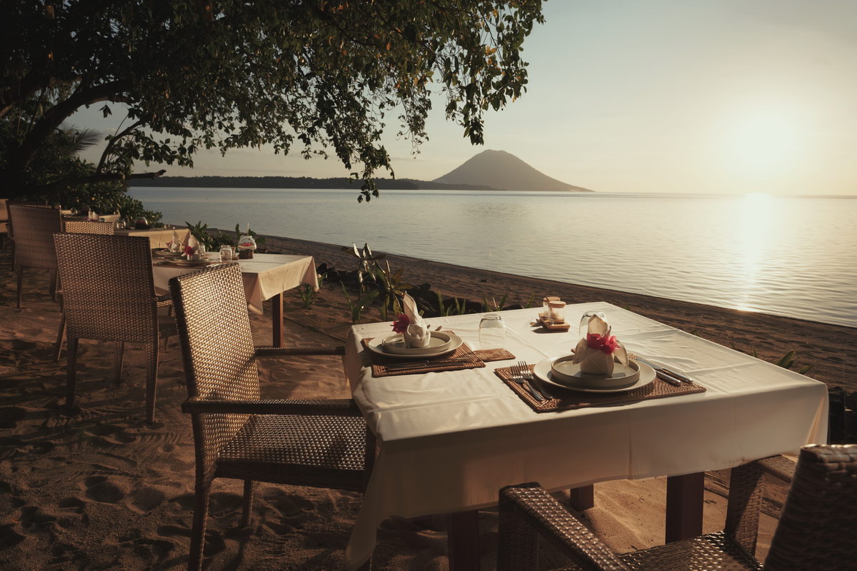 Beach Dining Beach Dining