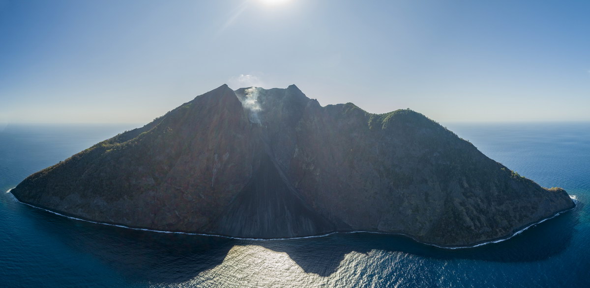 Vulkaninsel Komba Vulkaninsel Komba