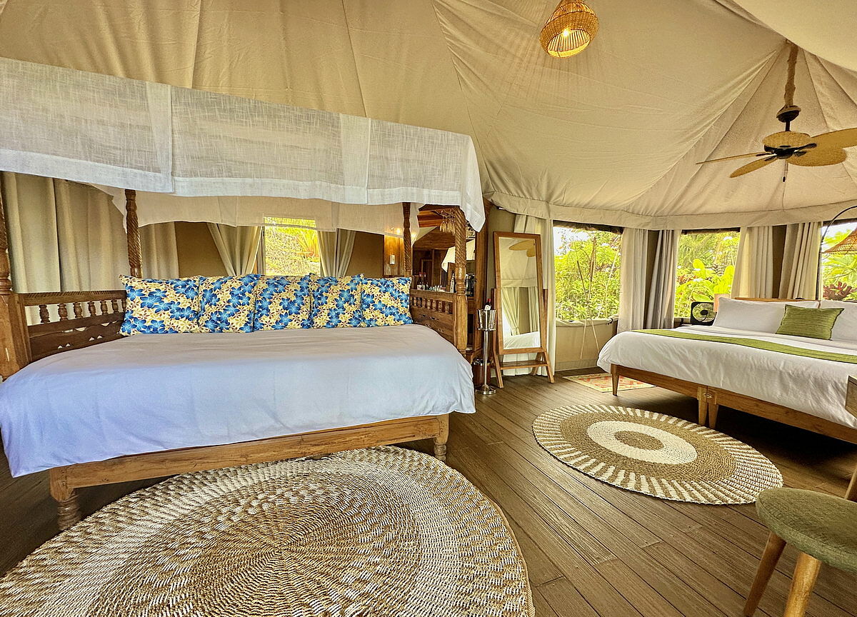 Luxury Canvas Bungalow Luxury Canvas Bungalow