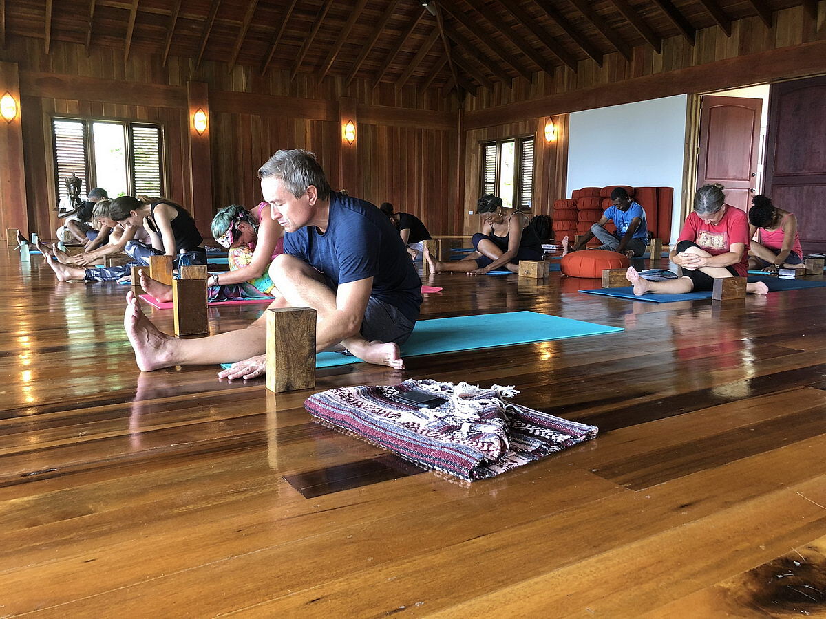 Yoga Yoga