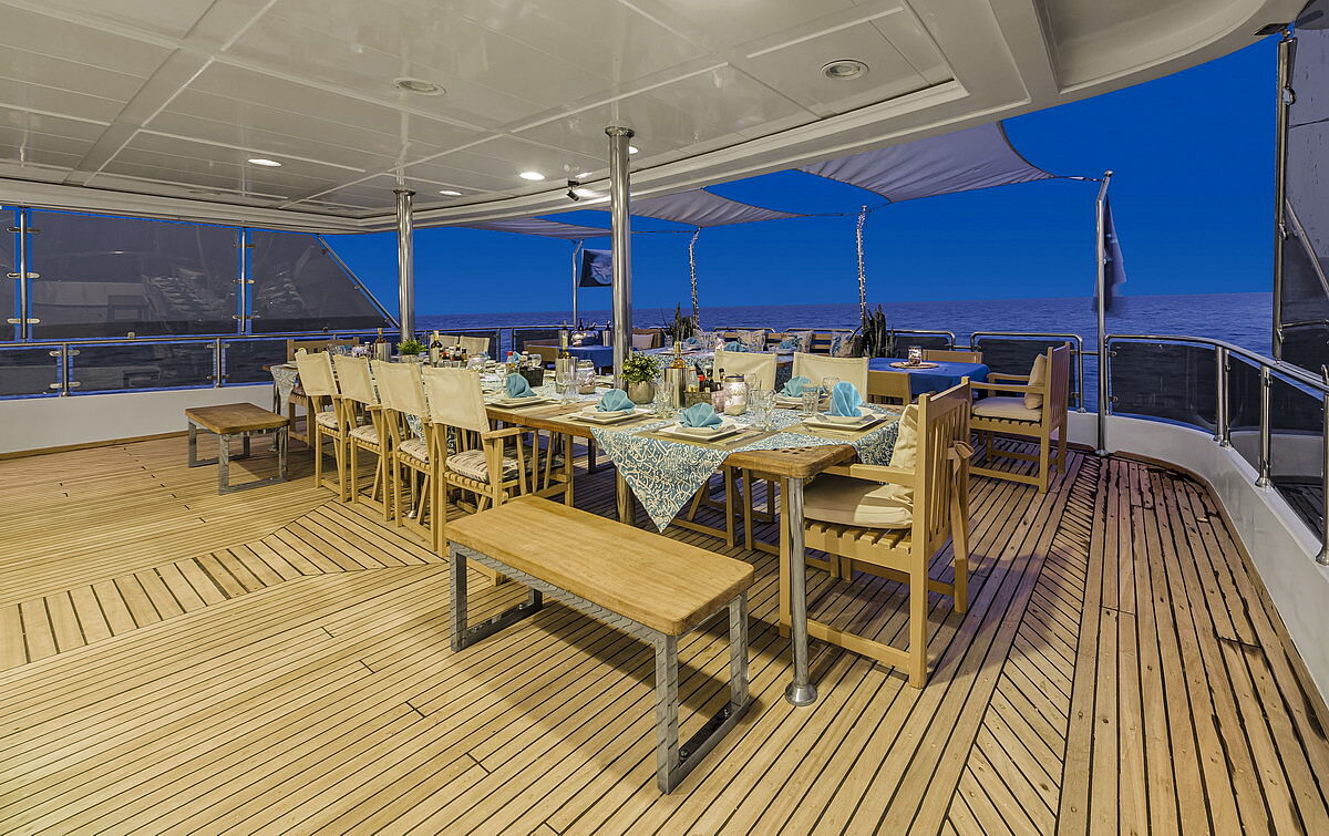 Essen an Deck Essen an Deck
