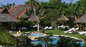 Dolphin House Resort