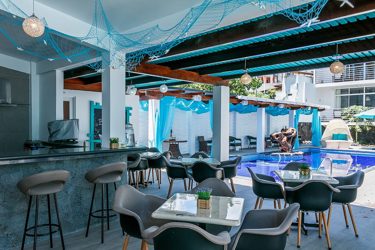 Poolbar Poolbar