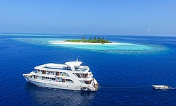 MV Keana, Malediven